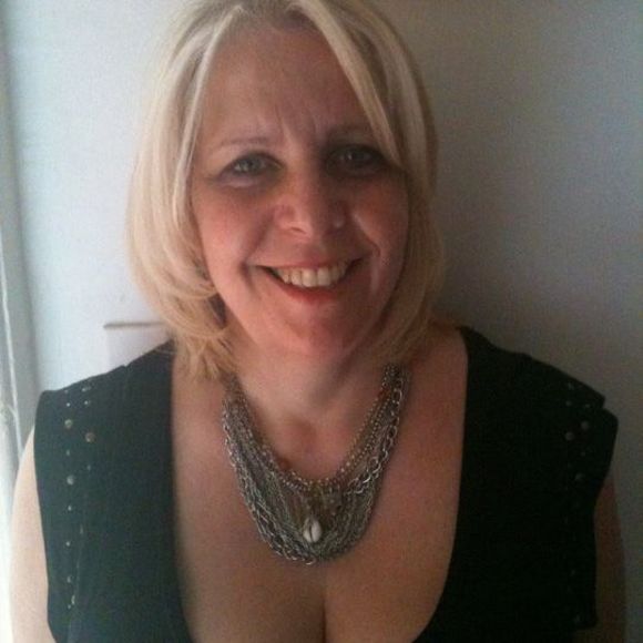 Meet your Posher, Lisa - Picture 1 of 1